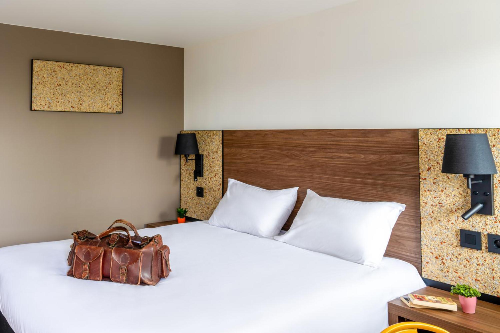 Greet Hotel Шательро Экстерьер фото