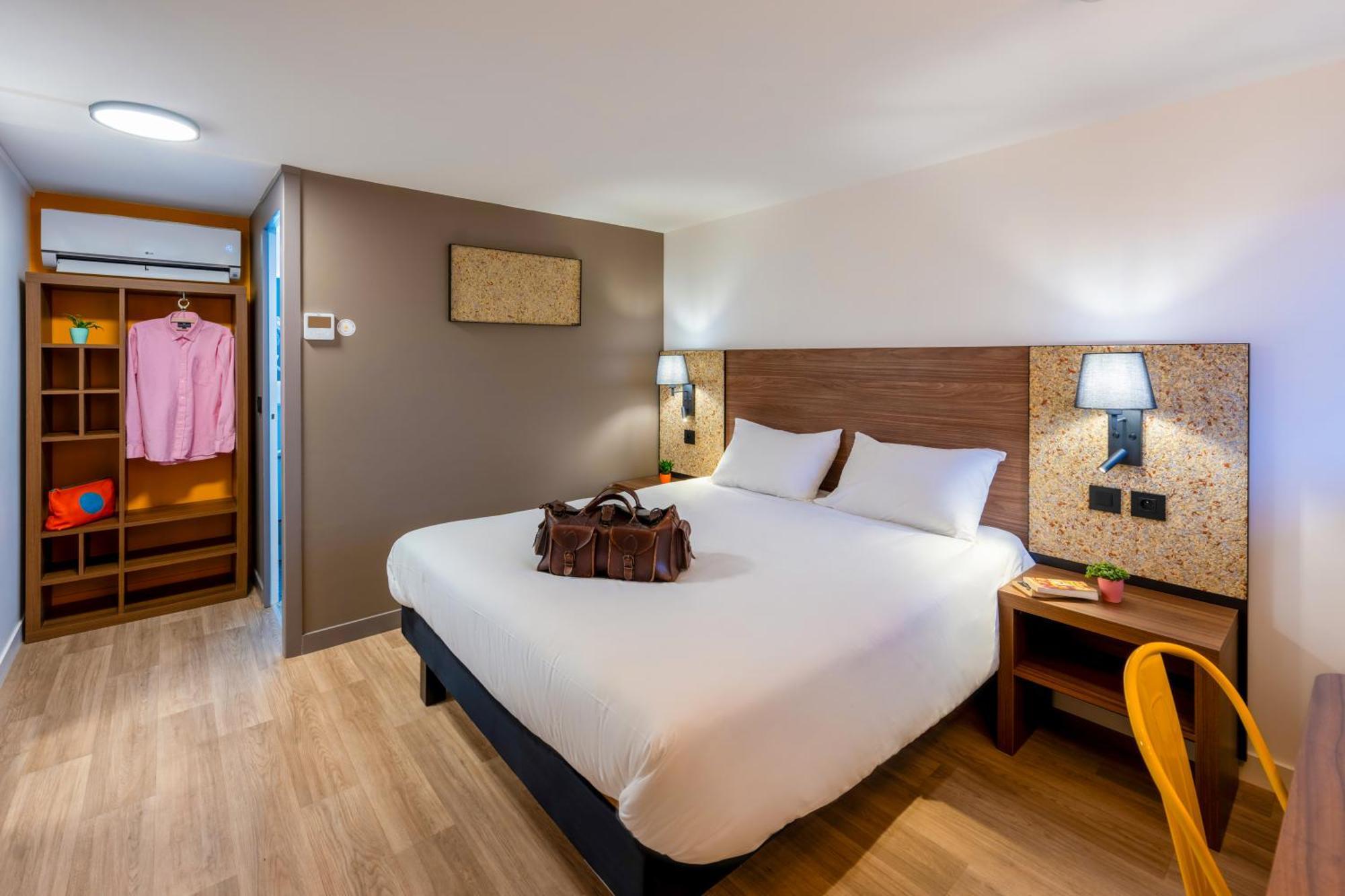 Greet Hotel Шательро Экстерьер фото