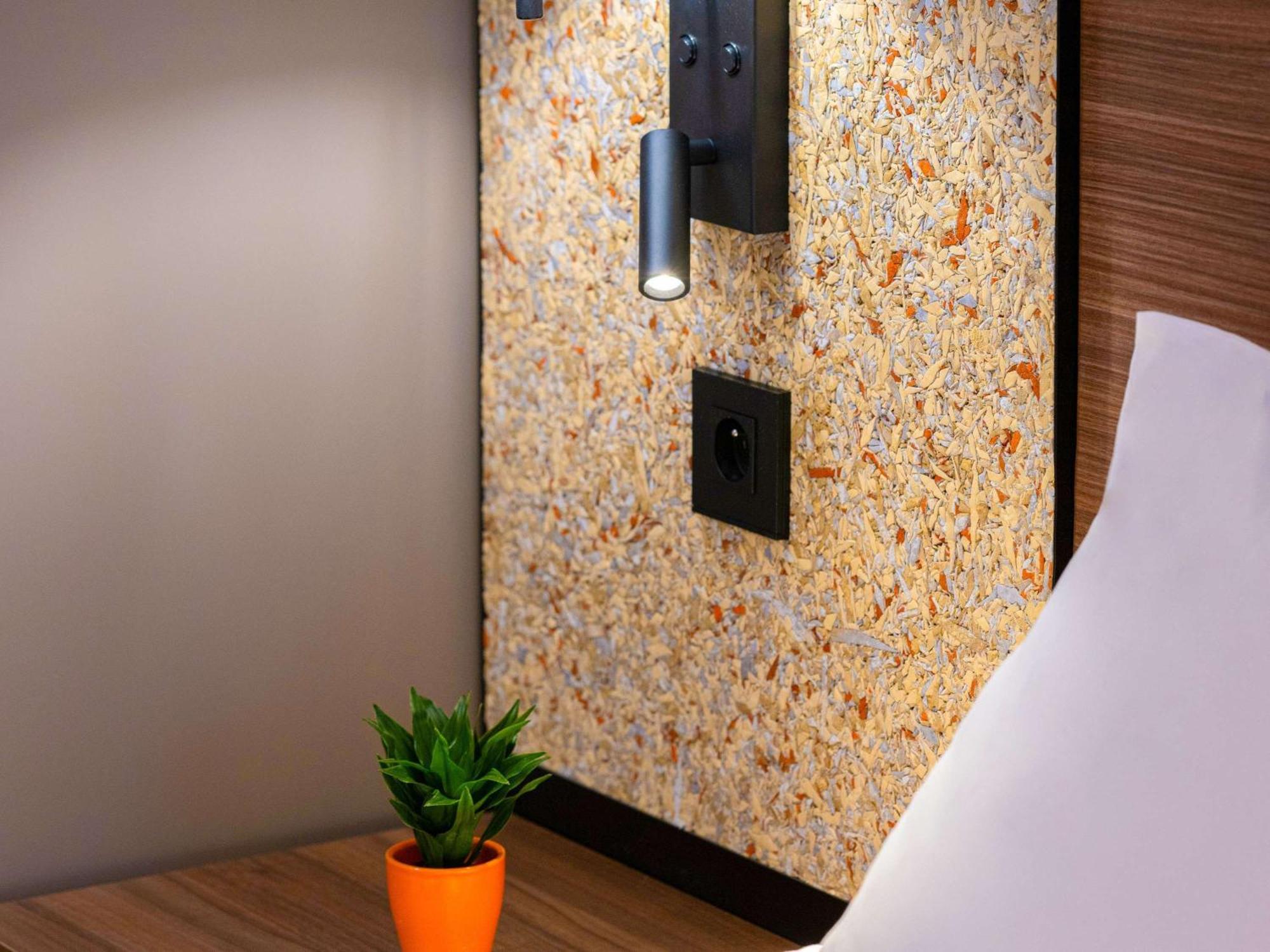 Greet Hotel Шательро Экстерьер фото